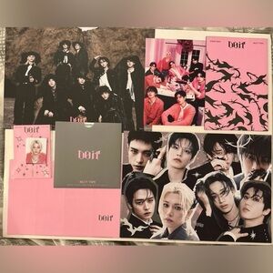 Stray Kids Do It (It Version) Album - Large photo board and PCs not included